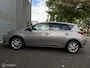 Toyota Auris 85kW/116pk*AUTOMAAT*CRUISE*P-CAMERA*NEDERLANDS*