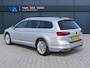Volkswagen Passat Variant 1.4 TSI PHEV GTE Business | Incl. 12 maanden garantie | SOH 92% | Achterruitrijcamera | Trekhaak | Adaptieve cruise control | Stoelverwarming | Climate control | Keyless entry/start | Parkeersensoren voor en achter |