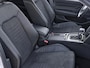 Volkswagen Passat Variant 1.4 TSI PHEV GTE Business | Incl. 12 maanden garantie | SOH 92% | Achterruitrijcamera | Trekhaak | Adaptieve cruise control | Stoelverwarming | Climate control | Keyless entry/start | Parkeersensoren voor en achter |