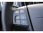 Volvo V40 2.0 T2 R-Design | Achteropkomend verkeer waarschuwing | Aluminium interieur afwerking | Bots herkenning en activatie | Centrale deurvergrendeling met afstandsbediening | Start/stop systeem | Cruise control | Navigatiesysteem full map + hard disk