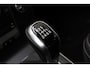 Volvo V40 2.0 T2 R-Design | Achteropkomend verkeer waarschuwing | Aluminium interieur afwerking | Bots herkenning en activatie | Centrale deurvergrendeling met afstandsbediening | Start/stop systeem | Cruise control | Navigatiesysteem full map + hard disk