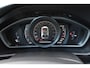 Volvo V40 2.0 T2 R-Design | Achteropkomend verkeer waarschuwing | Aluminium interieur afwerking | Bots herkenning en activatie | Centrale deurvergrendeling met afstandsbediening | Start/stop systeem | Cruise control | Navigatiesysteem full map + hard disk