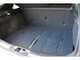 Volvo V40 2.0 T2 R-Design | Achteropkomend verkeer waarschuwing | Aluminium interieur afwerking | Bots herkenning en activatie | Centrale deurvergrendeling met afstandsbediening | Start/stop systeem | Cruise control | Navigatiesysteem full map + hard disk