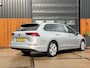 Volkswagen Golf Variant 1.0 eTSI Life Dealer onderhouden Adaptive cruise Clima Stoelverwarming Carplay