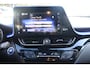 Toyota C-HR / C-HR+ 1.8 Hybrid Bi-Tone STOEL/STUURVERW PARK-SENSOREN DODEHOEK DETECTIE LM-VELGEN BLUETOOTH CAMERA LED