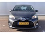 Toyota Yaris 1.5 Hybrid Lease Bi-Tone / Trekhaak / Parkeersensoren / Camera / Keyless Start /