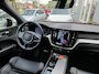 Volvo XC60 2.0 B4 R-Design