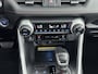 Toyota RAV4 2.5 Plug-in Hybrid AWD Bi-Tone Plus | Voorruit-Stuur-Stoelverwarming | JBL | Parkeersensoren V+A |