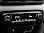 Toyota Yaris 1.5 Hybrid 115 Dynamic | Parkeersensoren V+A | Blindspot | Stuur-Stoelverwarming | ***