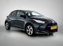 Toyota Yaris 1.5 Hybrid 115 Dynamic | Parkeersensoren V+A | Blindspot | Stuur-Stoelverwarming | ***