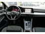 Volkswagen Golf 1.5 eTSI Life Business | NL-Auto | Massage | Memory | Sfeer | Carplay | Dealer Onderhouden