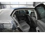 Volkswagen Golf 1.5 eTSI Life Business | NL-Auto | Massage | Memory | Sfeer | Carplay | Dealer Onderhouden