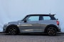 MINI Cooper 1.5 Aut JCW - 136 pk ** Led / Carplay / JCW Stoelen / PDC / Navi