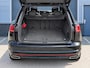 Volkswagen Touareg 3.0 TSI eHybrid 4 Motion R | Pano | Luchtvering | Trekhaak | Leder |