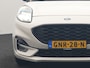 Ford Puma 1.0 EcoBoost Hybrid ST-Line X 155pk Dealer O.H | Panodak | Adaptive Cruise | Bang & Olufsen | Camera | Sportstoelen & Stuur Verwarmd | Apple Carplay | Keyless | Virtual | Navigatie | DAB | 17"L.M |