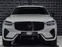 Volvo XC60 2.0 T8 PHEV AWD R-Design | Pano | Luchtvering | Leer | 20" | Leer | Vent. | HUD | Memo | Topv. |