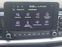 Kia Stonic 1.0 T-GDi MHEV DynamicLine Automaat Navigatie, Climate Control, Cruise Control, Stoel/Stuurverwarming, 15"Lm, Achteruitrijcamera