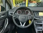 Opel Astra Sports Tourer 1.2 Edition | Trekhaak | Parkeer Camera | Parkeer Sens. V + A | Navi | Cruise Control | Climate Control