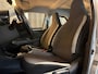 Toyota Aygo 1.0 VVT-i x-play limited Automaat Camera Carplay Airco