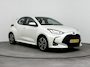 Toyota Yaris 1.5 Hybrid 115 First Edition | Parkeersensoren V+A | Blindspot | Navigatie |