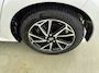 Toyota Yaris 1.5 Hybrid 115 First Edition | Parkeersensoren V+A | Blindspot | Navigatie |