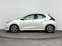 Toyota Yaris 1.5 Hybrid 115 First Edition | Parkeersensoren V+A | Blindspot | Navigatie |