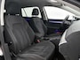 Volkswagen Golf Variant 1.0 eTSI Life Business | AUTOMAAT | NAVIGATIE | STOELVERWARMING | MEMORY STOEL | APPLE CARPLAY |