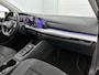 Volkswagen Golf Variant 1.0 eTSI Life Business | AUTOMAAT | NAVIGATIE | STOELVERWARMING | MEMORY STOEL | APPLE CARPLAY |