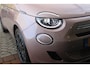Fiat 500 1.0 Hybrid La Prima | PANORAMADAK | DRAADLOZE APPLE CARPLAY/ANDROID AUTO | DRAADLOZE TELEFOONLADER | LEDER BEKLEDING | ACHTERUITRIJ CAMERA | PARKEERSESOREN ACHTER | 17" LICHTMETALEN VELGEN DIAMOND CUT | ROSE GOLD | JBL PREMIUM AUDIO | DAB+ RADIO | LED KOPLAMPEN "INFINITY" | CLIMATE CONTROL | REGEN/LICHT SENSOR | KEYLESS START | | CRUISE CONTROL |