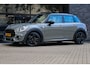 MINI Cooper 5-Deurs 1.5 Dalston Edition | JCW | PANO | CARPLAY | KEYLESS | STOELVERWARMING |