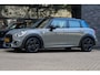 MINI Cooper 5-Deurs 1.5 Dalston Edition | JCW | PANO | CARPLAY | KEYLESS | STOELVERWARMING |