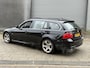 BMW 3-Serie Touring 320i Luxury Line (INRUILKOOPJE)