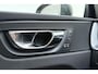 Volvo XC60 2.0 T5 Momentum Automaat | Lederen bekleding | Wegklapbare trekhaak | Stoel & stuurverwarming | Navigatie | Electrische achterklep