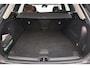 Volvo XC60 2.0 T5 Momentum Automaat | Lederen bekleding | Wegklapbare trekhaak | Stoel & stuurverwarming | Navigatie | Electrische achterklep