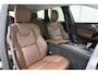 Volvo XC60 2.0 T5 Momentum Automaat | Lederen bekleding | Wegklapbare trekhaak | Stoel & stuurverwarming | Navigatie | Electrische achterklep