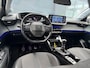 Peugeot 208 1.2 PureTech Allure ✓101pk✓D-riem vv 10-2025✓Dealer Onderhouden✓Carplay✓Draadloze telefoonlader✓360 ° Camera✓Afn Trekhaak✓Navi✓Clima✓Cruise✓Lm velgen✓6 Bak✓Keyless✓Halfleder✓Rijstrooksensor✓Pdc V+A✓N.A.P✓Apk tot 09-2028