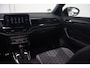 Volkswagen T-Roc 1.5 TSI R-Line Bns | Black Style | Panorama | Trekhaak | Camera