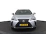 Lexus UX 250h F Sport Design | 18 Inch Lichtmetalen velgen | Elektrisch bedienbare achterklep | Lederen bekleding