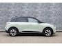 Geely E2 Ultra 47 kWh | 345km WLTP | 80kW Snelladen | Two-Tone | 540 Graden Camera | Keyless Entry | Elektrische Achterklep | Elektrisch Verstelbare Voorstoelen | Stoelverwarming | Lichtmetalen Velgen | Cruise Control Adaptief | Dodehoekdetectie | Navigatie | Apple Carplay