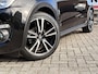 Suzuki Swift 1.2 Sportline Smart Hybrid Dakspoiler, Dubbele Uitlaat, 17" Lichtmetalen Velgen