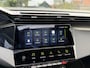 Peugeot 308 SW 1.6 Plug-in Hybrid 195 GT | Afneembare trekhaak | Tot 8 jaar Garantie | Stekkerhybride tot 85 KM Elektrisch Rijden | | Nieuwe Auto | Facelift model | Meest Complete Uitvoering | Schuif-Kantel Panoramadak | FOCAL Audio | Alcantara / Leder Massage Stoelen | Stoel- & Stuurverwarming | Navigatie | 18" Lichtmetalen Velgen | Climate Control | 360 Camera | Dode Hoek Detectie |