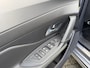 Peugeot 308 SW 1.6 Plug-in Hybrid 195 GT | Afneembare trekhaak | Tot 8 jaar Garantie | Stekkerhybride tot 85 KM Elektrisch Rijden | | Nieuwe Auto | Facelift model | Meest Complete Uitvoering | Schuif-Kantel Panoramadak | FOCAL Audio | Alcantara / Leder Massage Stoelen | Stoel- & Stuurverwarming | Navigatie | 18" Lichtmetalen Velgen | Climate Control | 360 Camera | Dode Hoek Detectie |