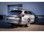 Skoda Superb Combi Sportline Business | CANTON Soundsystem | Lichtmetalen velgen 19" Torcular zwart gepolijst | Trekhaak wegklapbaar