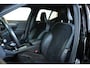 Volvo XC40 Recharge P8 AWD R-Design | Warmtepomp | Adaptive Cruise Control | Stoelverwarming | Stuurwielverwarming | Parkeersensoren voor + achter | Parkeercamera | Google Infotainment | High Performance Audio