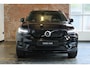 Volvo XC40 Recharge P8 AWD R-Design | Warmtepomp | Adaptive Cruise Control | Stoelverwarming | Stuurwielverwarming | Parkeersensoren voor + achter | Parkeercamera | Google Infotainment | High Performance Audio