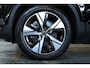 Volvo XC40 Recharge P8 AWD R-Design | Warmtepomp | Adaptive Cruise Control | Stoelverwarming | Stuurwielverwarming | Parkeersensoren voor + achter | Parkeercamera | Google Infotainment | High Performance Audio