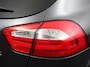 Kia Rio 1.4 CVVT Automaat DynamicLine Limited Edition Navigatie Camera Parkeer sensoren Lichtmetalen velgen Keyless Climate control Stoelverwarming Cruise Control Extra Getint Glas