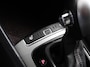 Kia Rio 1.4 CVVT Automaat DynamicLine Limited Edition Navigatie Camera Parkeer sensoren Lichtmetalen velgen Keyless Climate control Stoelverwarming Cruise Control Extra Getint Glas