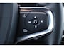 Volvo XC40 2.0 B4 Plus Dark