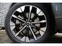 Volvo XC60 2.0 T6 Plug-in Hybrid AWD Ultra Dark | Trekhaak | Luchtvering | 360 Graden Camera | Panoramadak | Head-up Display | Harman Kardon Audio | Keyless Entry | Elektrische Achterklep | Elektrisch Verstelbare Voorstoelen | Stoelverwarming voor en achter | Cruise Control Adaptief | BLIS | Google Navigatie | Apple Carplay | Android Auto
